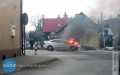 Samochód w płomieniach i zatrucie czadem